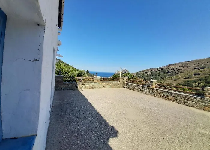 Κάμπινγκ Casa Di Patouria , Stenies Andros *